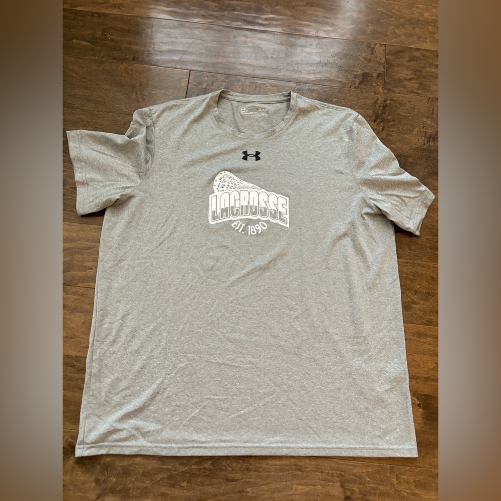 Under Armour loose Lacrosse shirt